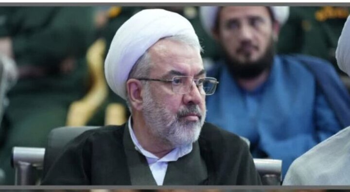 تحقق ایران قوی در گرو عمل به مؤلفههای مکتب امامین است