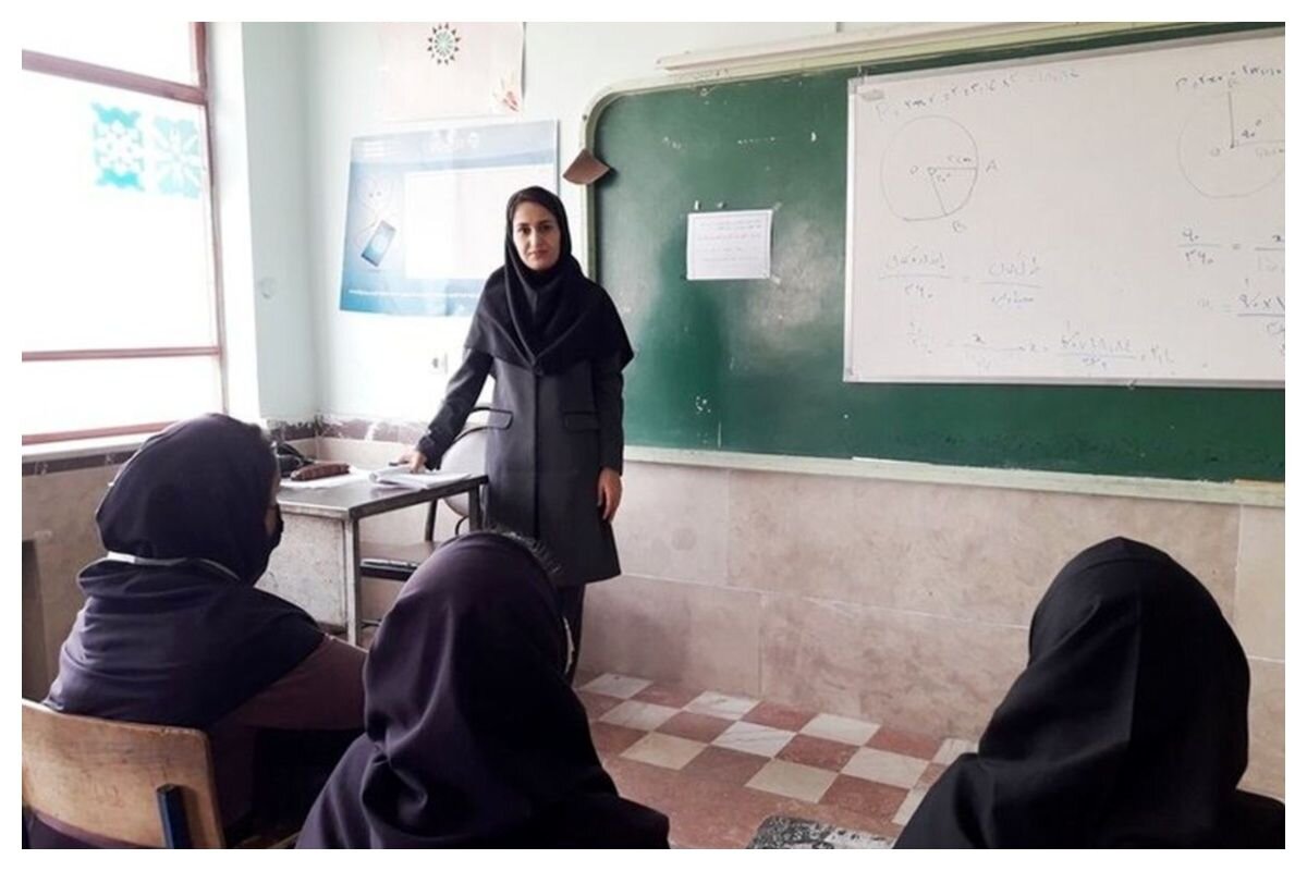 معلمان تغییرات رفتاری دانش‌آموزان را جدی بگیرند