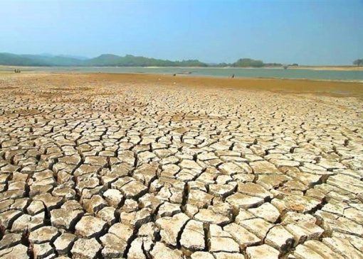 کمبود منابع، آسیب‌پذیری‌های اقتصادی و اجتماعی را تشدید می‌کند